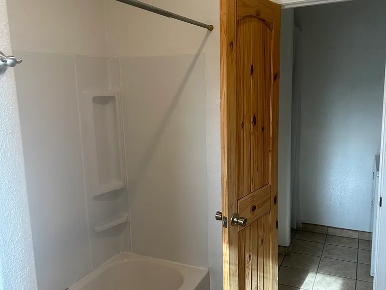 3005 Jemez Rd #2 — Photo 5