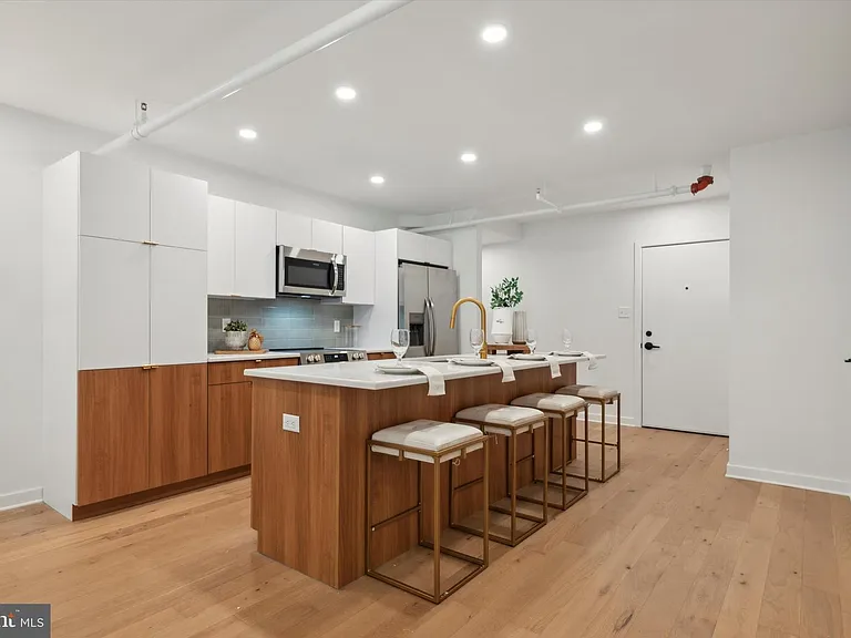 1416 Frankford Ave #206 — Photo 7