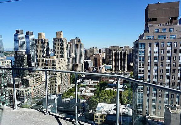 5th image of 555 W 59th St APT 29D