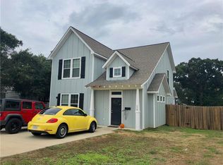 116 Fairway Dr, Bryan, TX 77801
