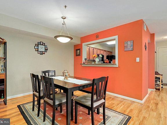 5th image of 3179 Summit Square Dr #2-B3