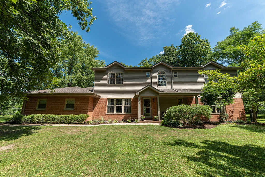 3418 E Mardan Dr photo 1