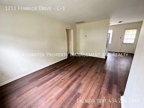 2nd image of 1211 Fenwick Dr #C-1