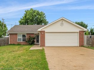 609 Kody Ln, Sallisaw, OK 74955