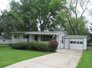 502 Bourn St, Harvard, IL 60033