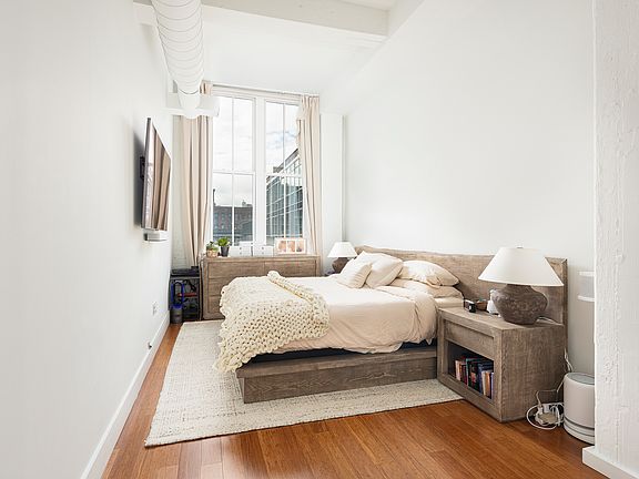 3rd image of 220 Water St #2HG