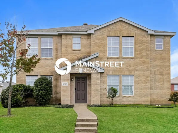 1323 Falcon Trl, Cedar Hill, TX 75104