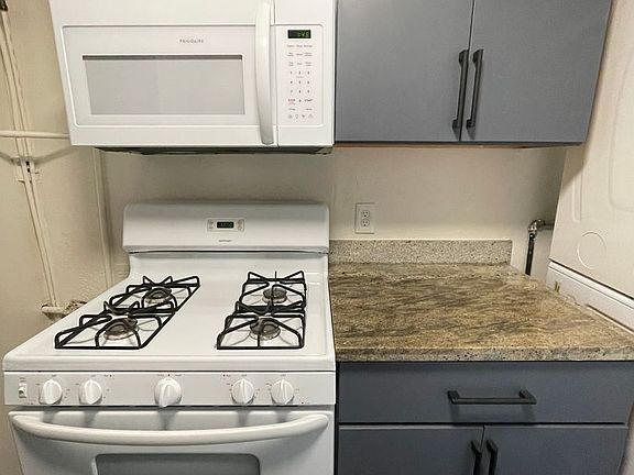3rd image of 1650-1658 14th St #1654