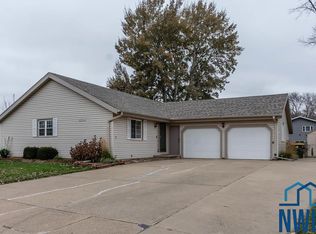 2407 Carlisle Rd, Sergeant Bluff, IA 51054