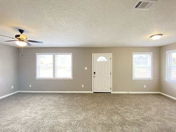 2nd image of 1906 Sanford Dr #2