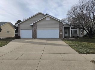 646 Bison Trl, Dakota Dunes, SD 57049