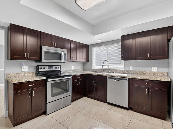 2nd image of 18093 104th Terrace S