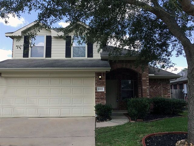 1st image of 19922 Parkstone Bend Ln