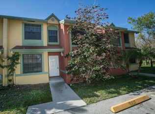 257 City View Dr, Fort Lauderdale, FL 33311