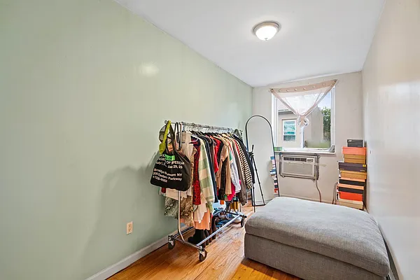 Rented by Nest Seekers International | media 9