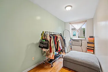 Rented by Nest Seekers International