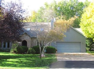 2156 Sunrise Dr, Appleton, WI 54914