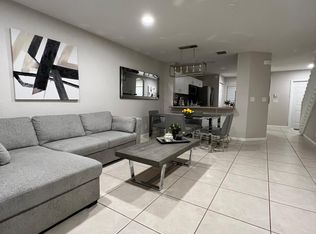 843 Summit Lake Dr, West Palm Beach, FL 33406