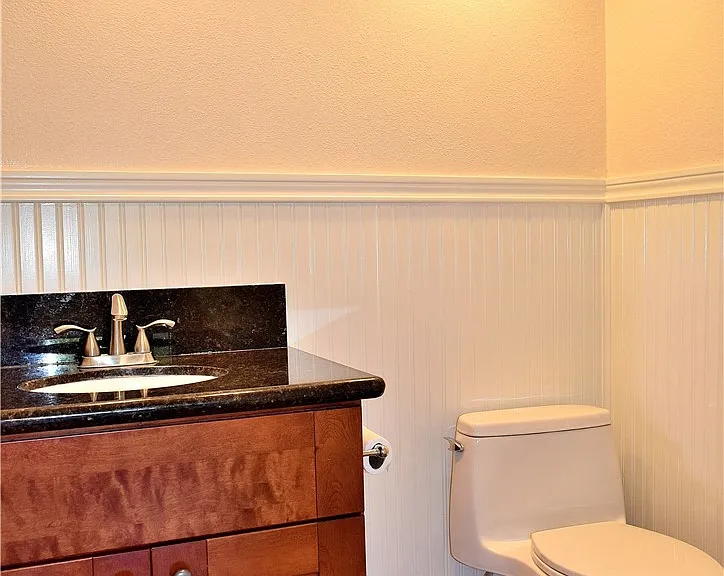 16 Creekwood — Photo 15