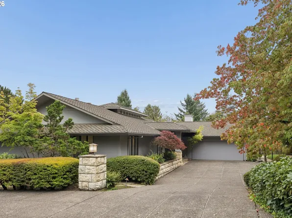 26 Monticello Dr, Lake Oswego, OR 97035
