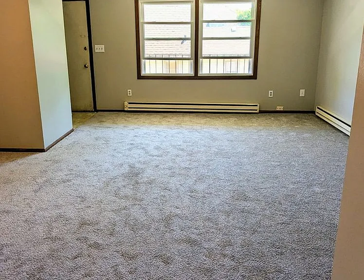 449 Dunbar Ave. 7 unit — Photo 3