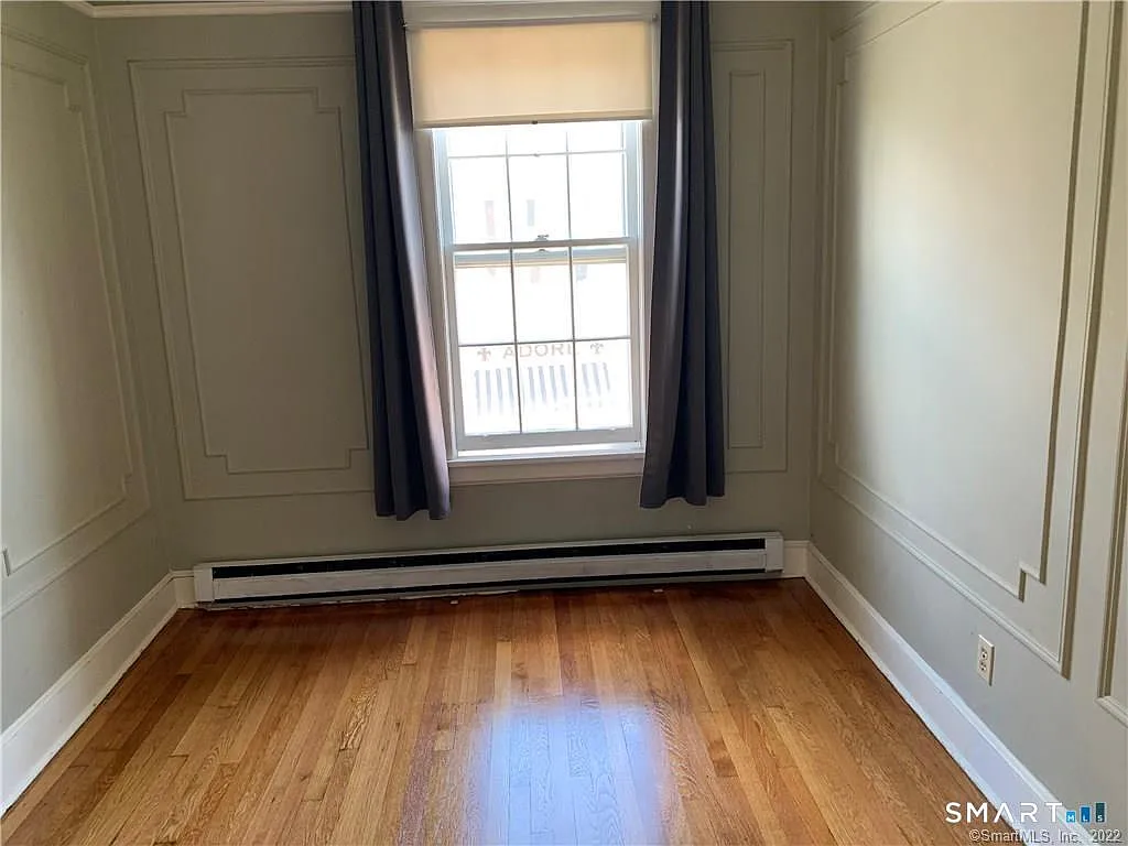 2 bed, 1.0 bath, 1200 sqft, $2,100 — Photo 4
