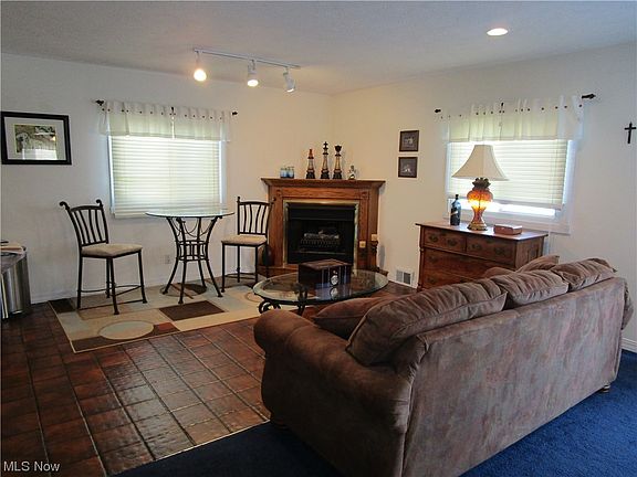 5th image of 30075 Truman Ave