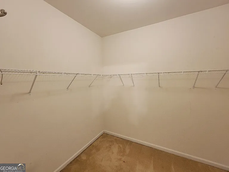 175 Stillwood Dr — Photo 14