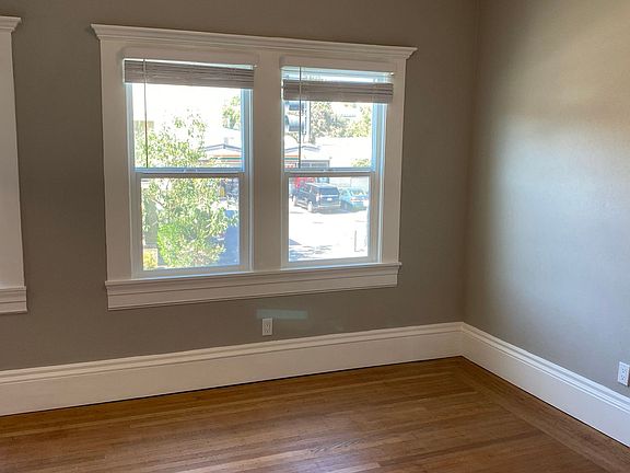 3rd image of 4186-4198 Piedmont Ave #2