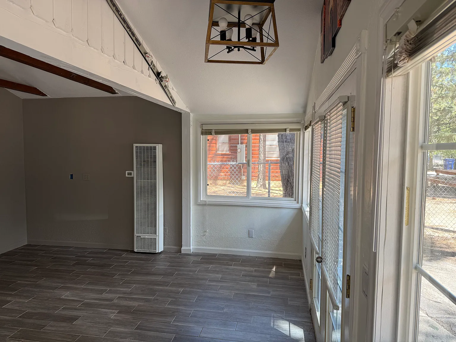 2 bed, 674 sqft, $1,500 — Photo 4