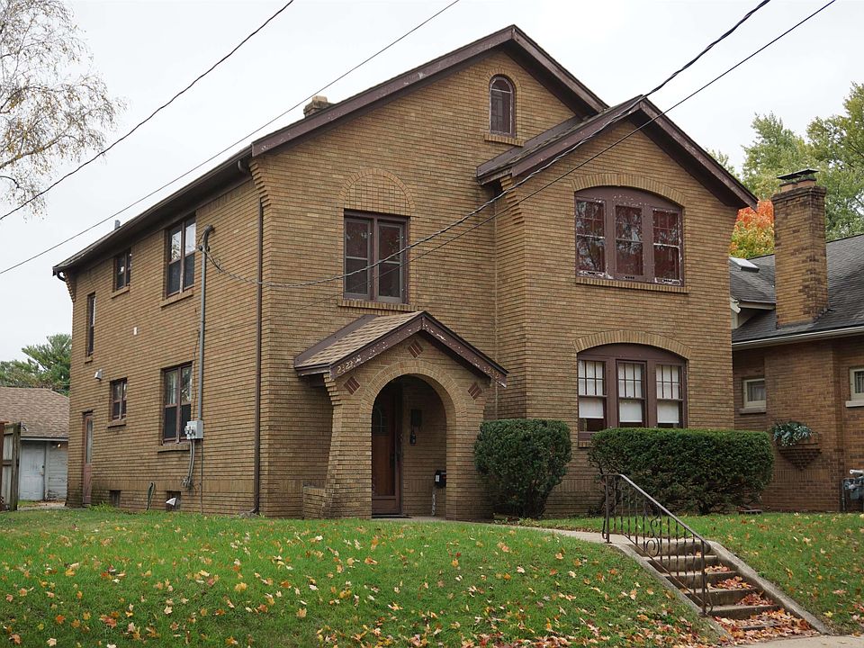 1st image of 2321 10th Ave
