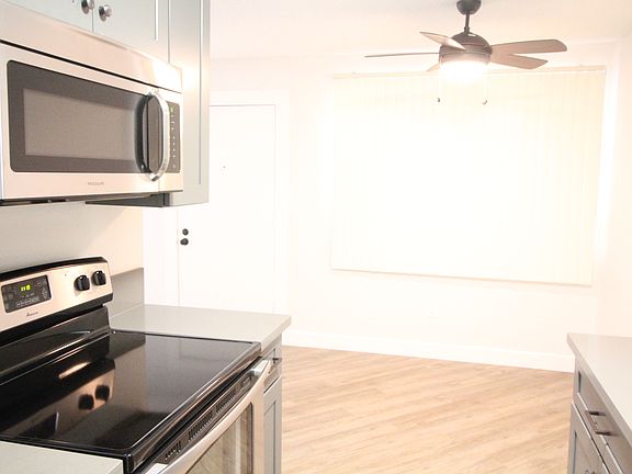 2nd image of 5333 Russell Ave #1104