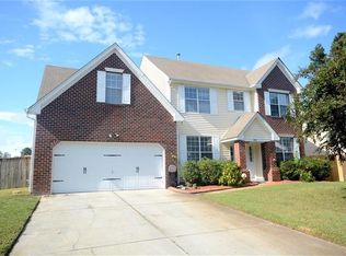 501 Shelview Cir, Chesapeake, VA 23323