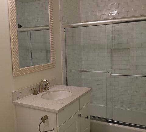 3rd image of 2510 Pacific Ave