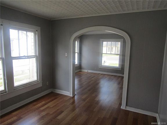 3rd image of 5918 Southern Ave