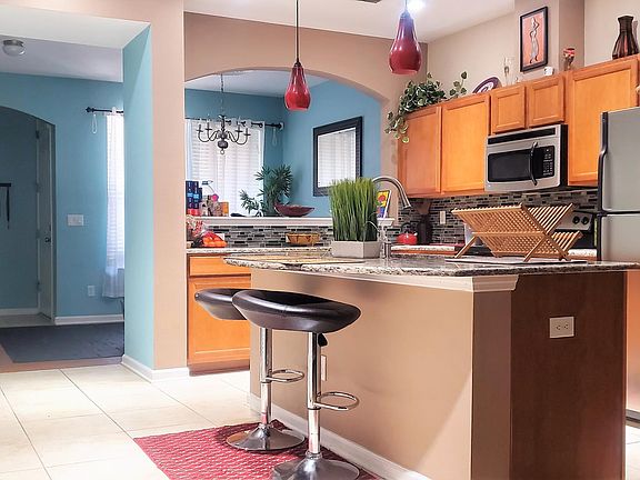 5th image of 625 Oakleaf Plantation Pkwy Unit 817
