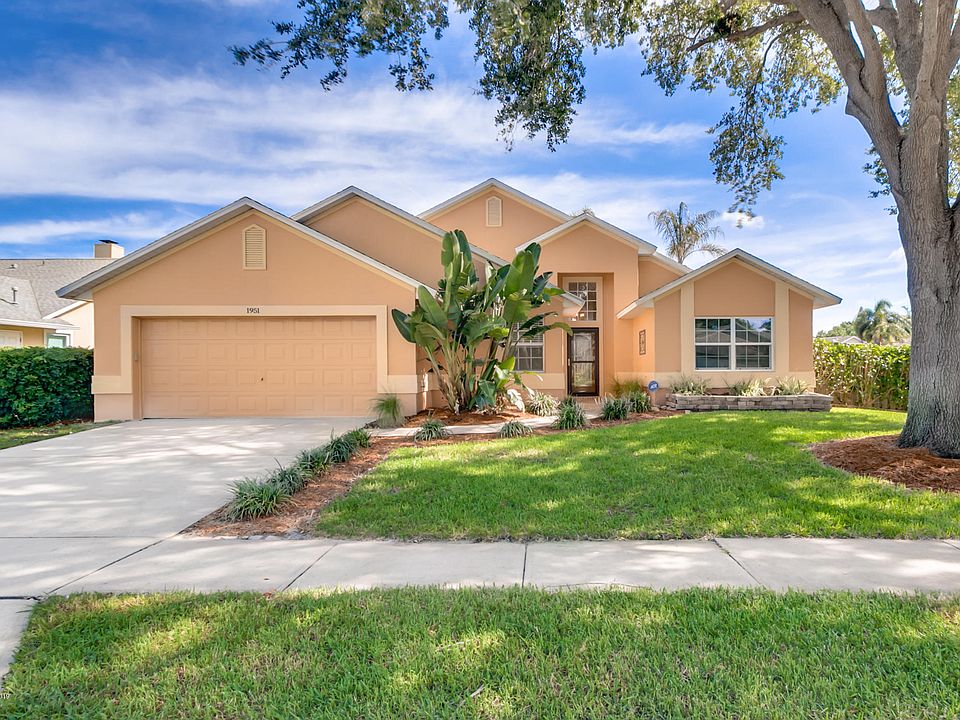 1st image of 1951 Glen Meadows Cir