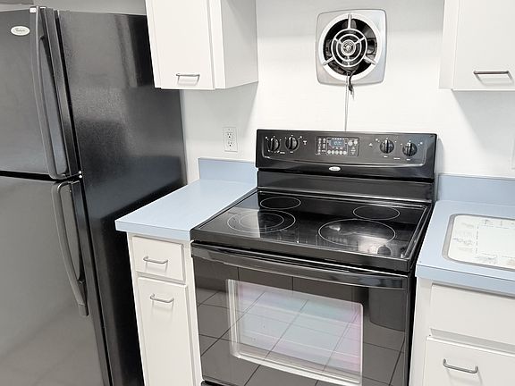 2nd image of 202 McDonald St #1
