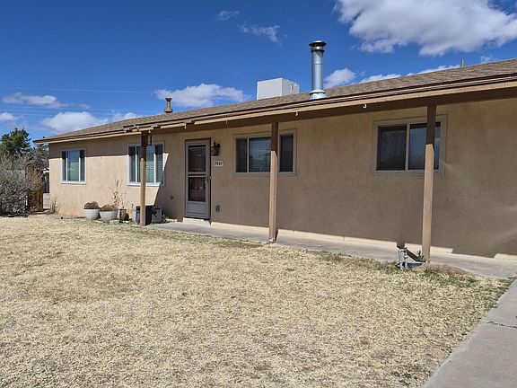 5th image of 3601 33rd Cir SE