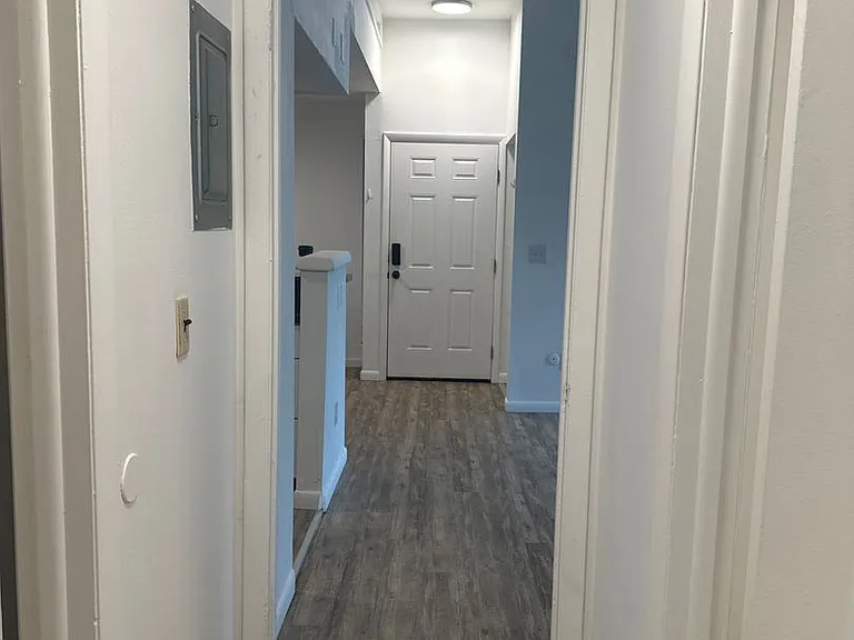 University Park Apartments near Cornell University — Photo 149