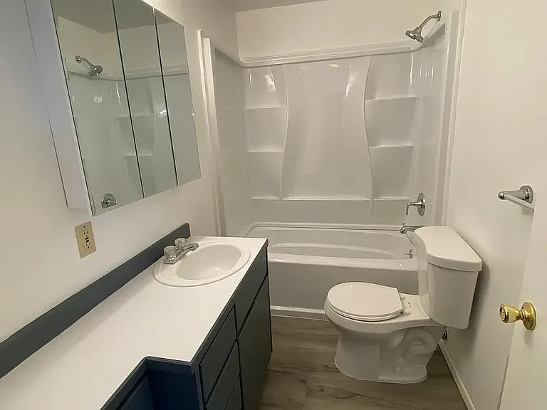 506 N Sampson St — Photo 4