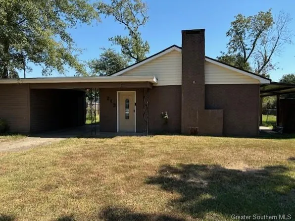 213 Rio Hondo St, Sulphur, LA 70663