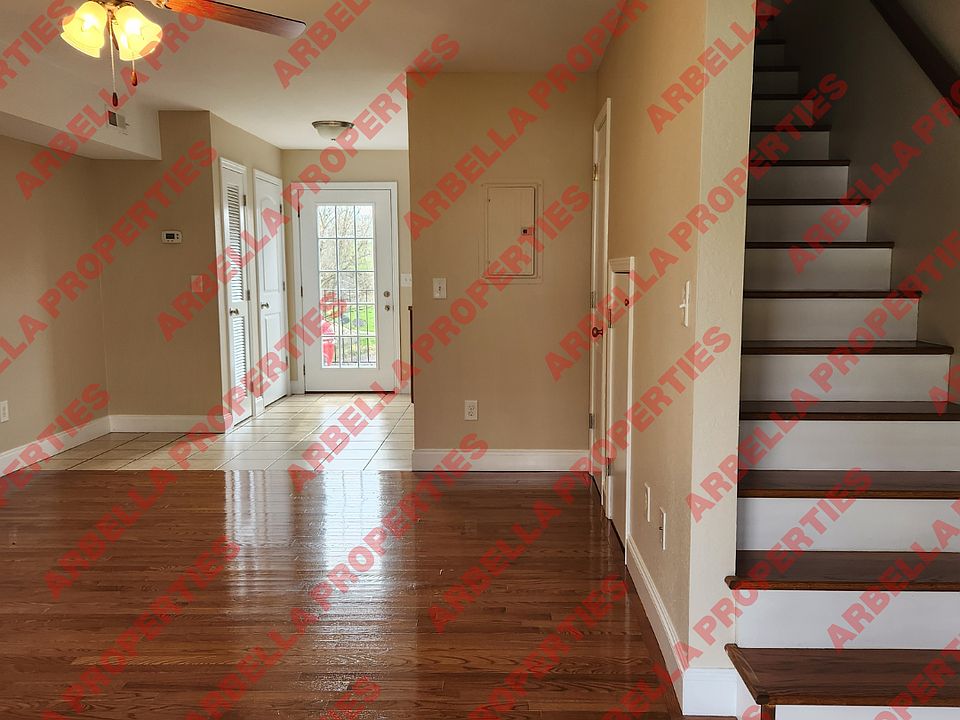 2nd image of 128 Leach Dr #304