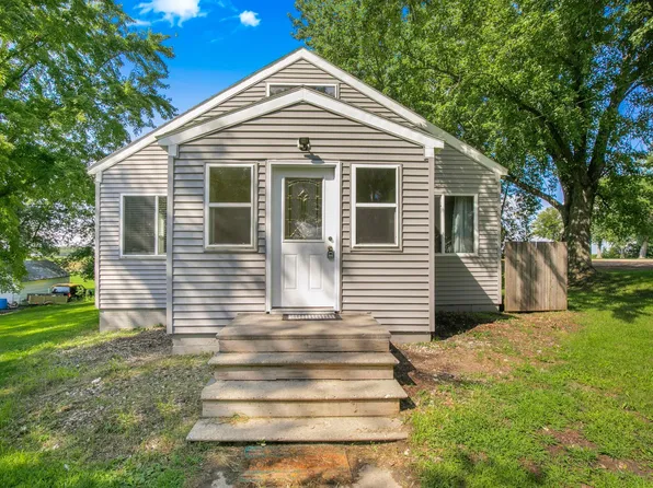 109 Main St E, Melrose, MN 56352