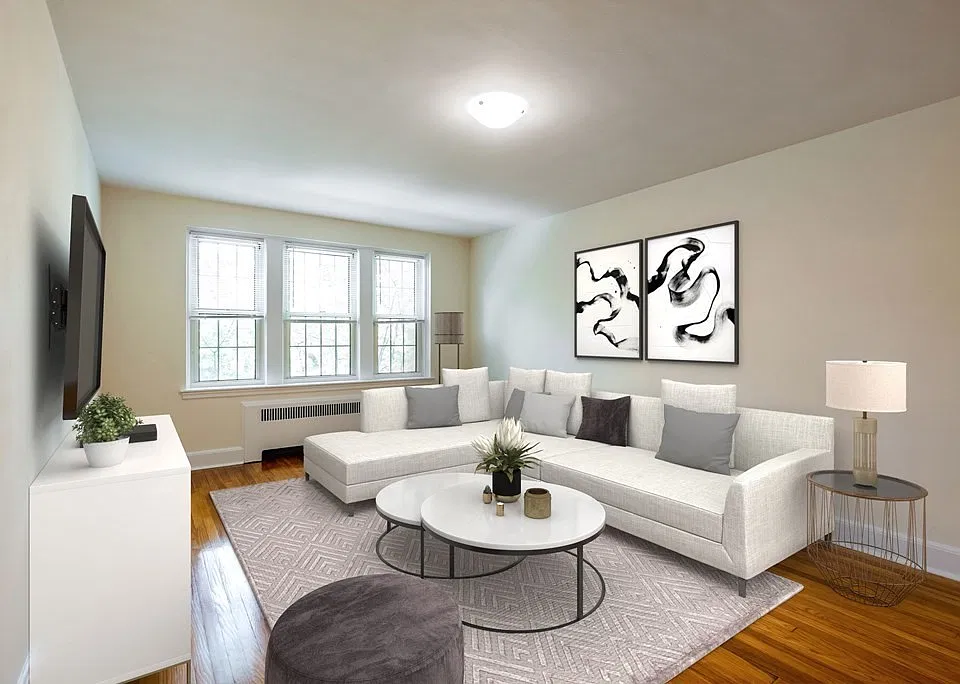 24 Concord Ave #204