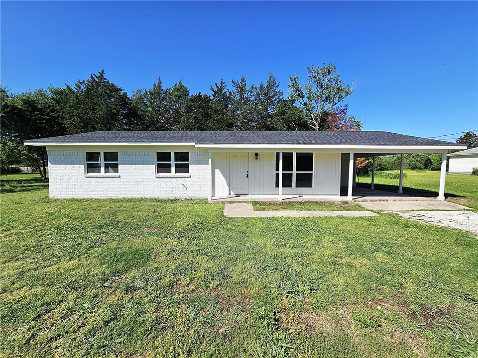 1st image of 810 Henderson Blvd
