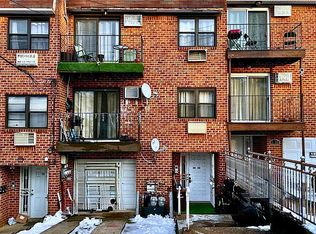 521 128th St, Flushing, NY 11356