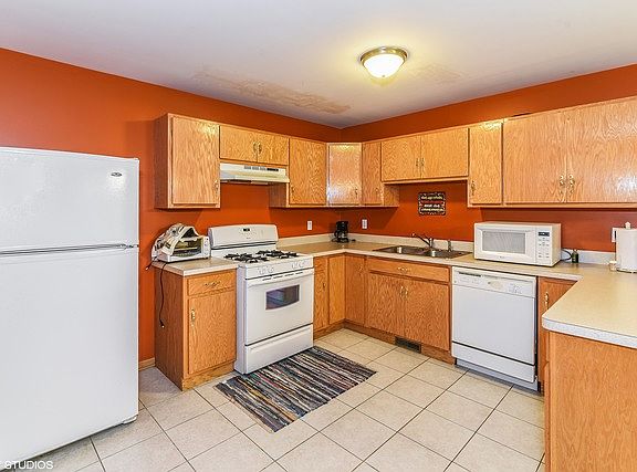 2nd image of 1519 Girard Ave APT 2