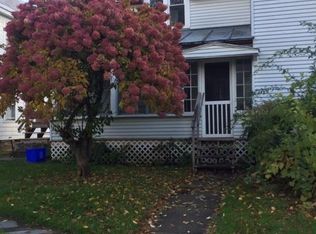 4 Converse Ct, Burlington, VT 05401