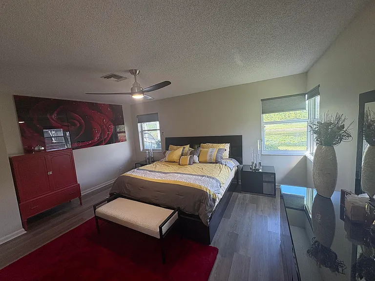 7275 Summer Tree Dr — Photo 20